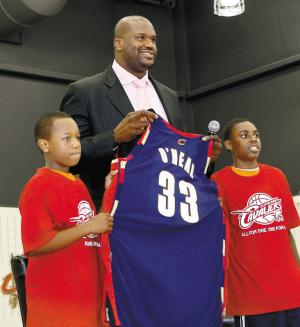 剑南春｜米兰1-0拉齐奥暂登顶，莱奥制胜，托莫里献助攻