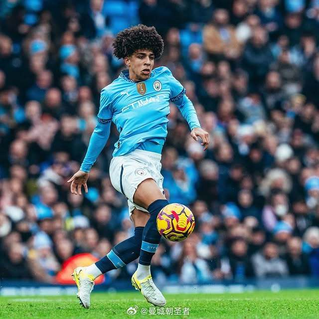 卫报：西汉姆联重燃对戴维的兴趣，但面临与尤文、国米的竞争